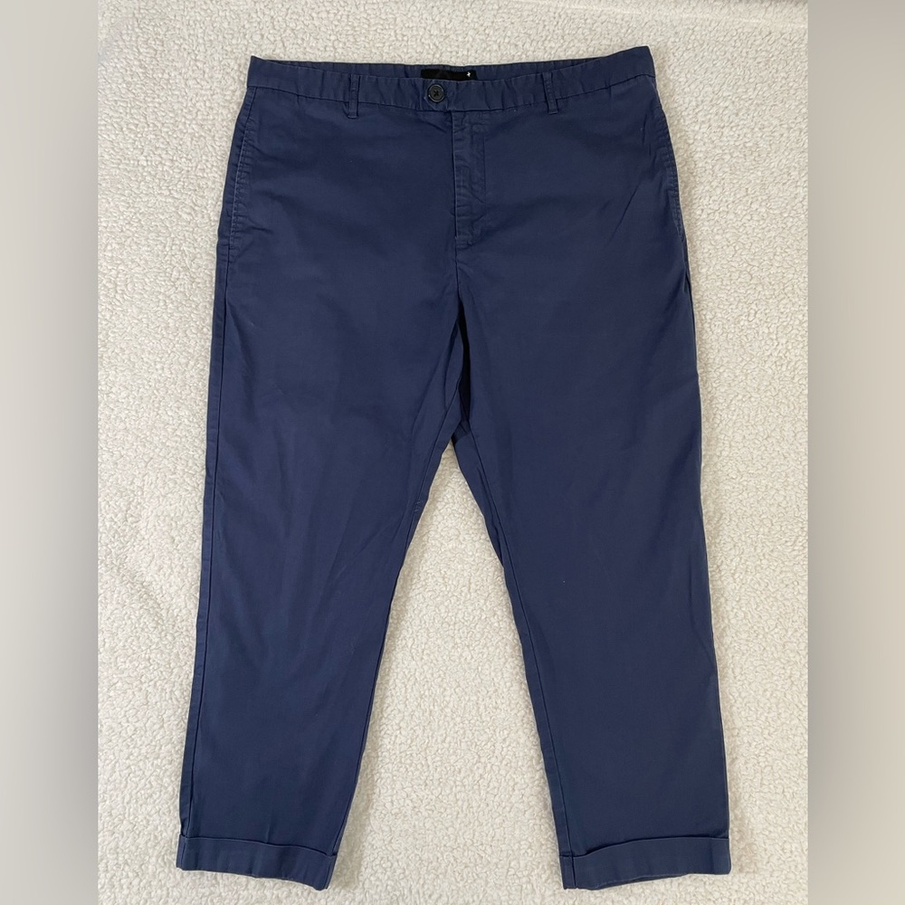 TAVIK Men’s Navy Khakis pants. Size 38